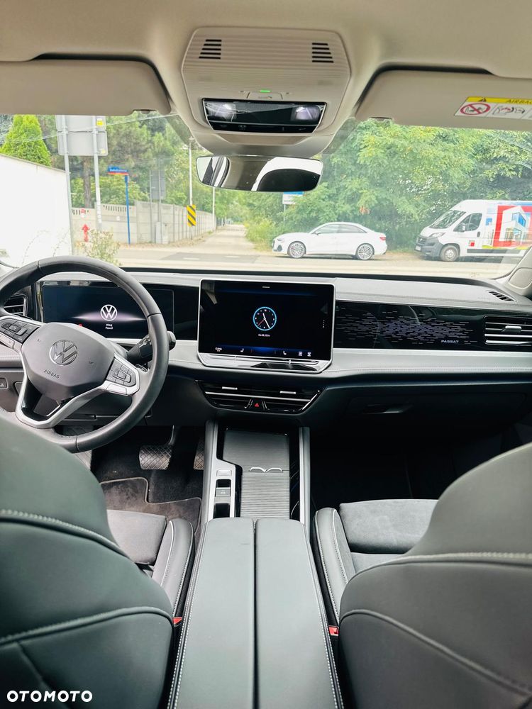 Volkswagen Passat - 8