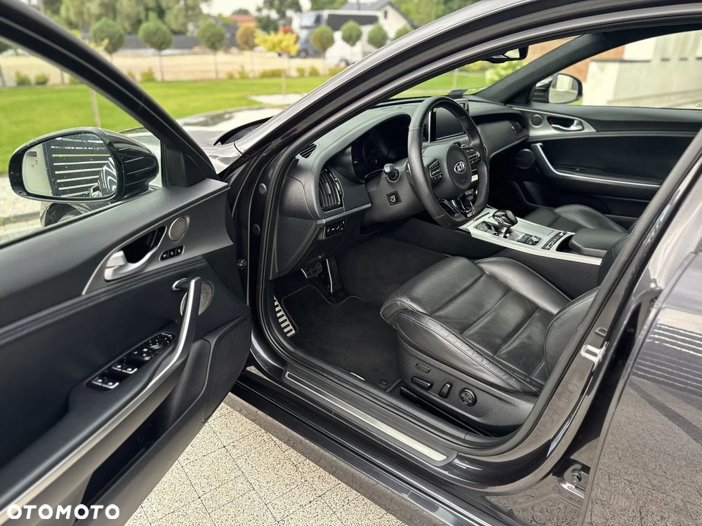 Kia Stinger 2.0 T-GDI GT Line - 19