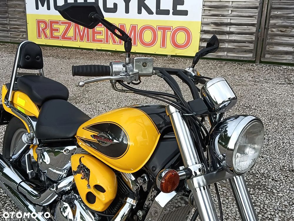 Suzuki Marauder - 17