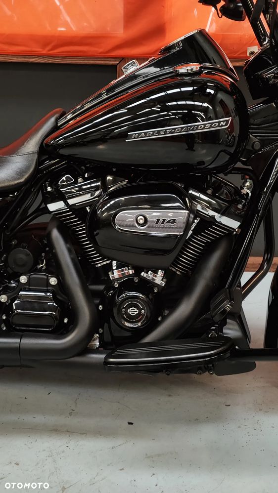 Harley-Davidson Touring Road King - 16