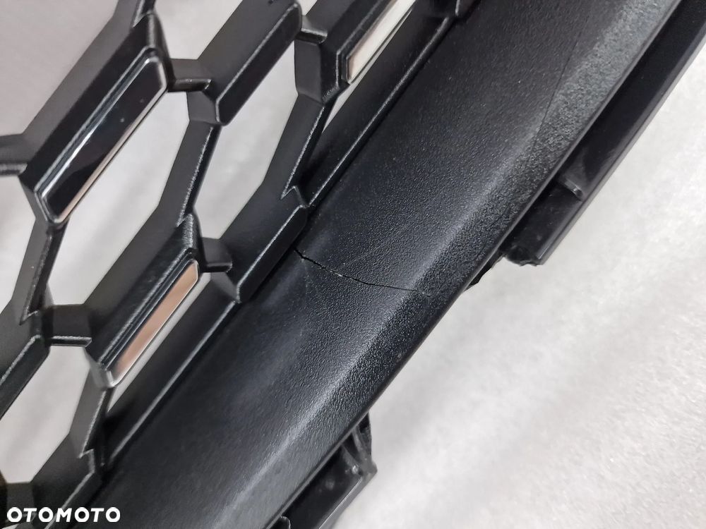 OPEL CORSA F 19- ATRAPA / GRILL PRZEDNI PRZÓD / CHROMOWANE PASECZKI , NR 9829474180 / 982947418000 , NR AUKCJI GL4 - 8