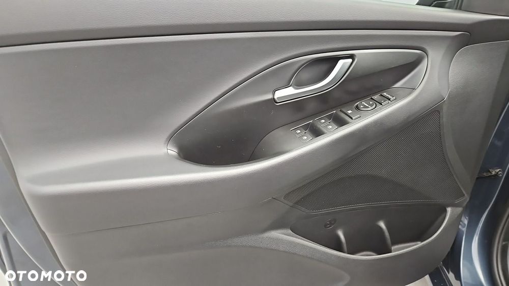 Hyundai i30 1.5 T-GDI 48V-Hybrid N-Line - 10