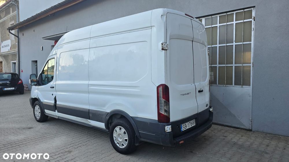 Ford Transit - 18