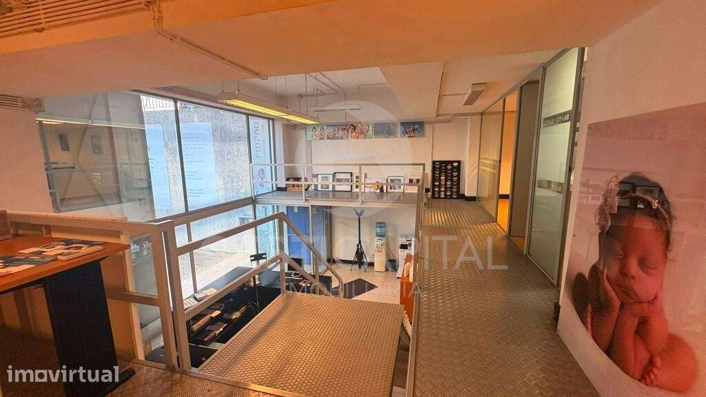 Armazém com 198 m2 na Buraca, Amadora - Grande imagem: 5/9