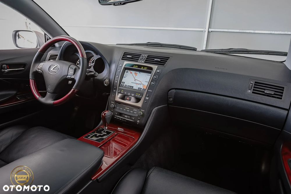 Lexus GS - 15