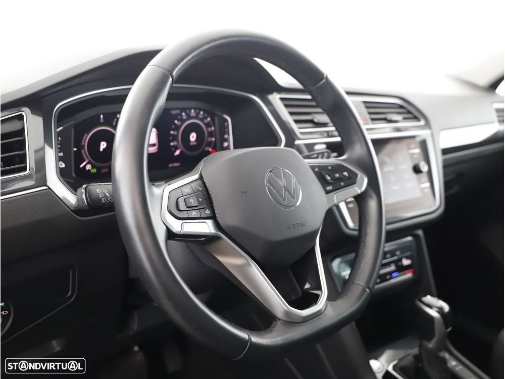 Volkswagen Tiguan — fotografia 15