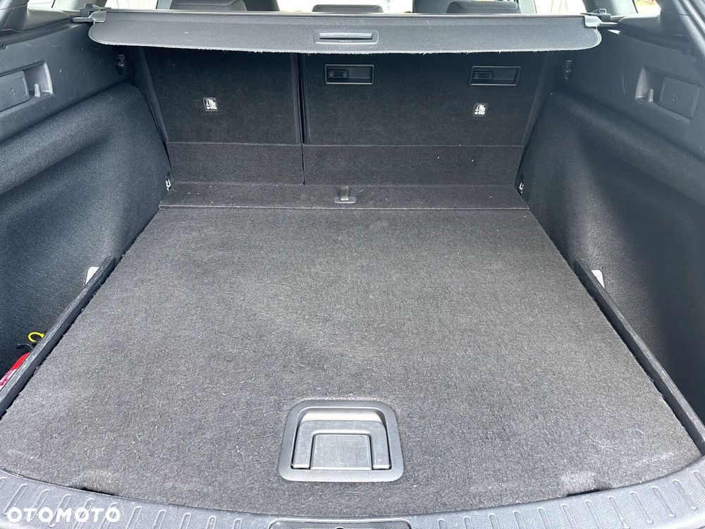 Toyota Corolla 1.8 Hybrid Comfort - 21