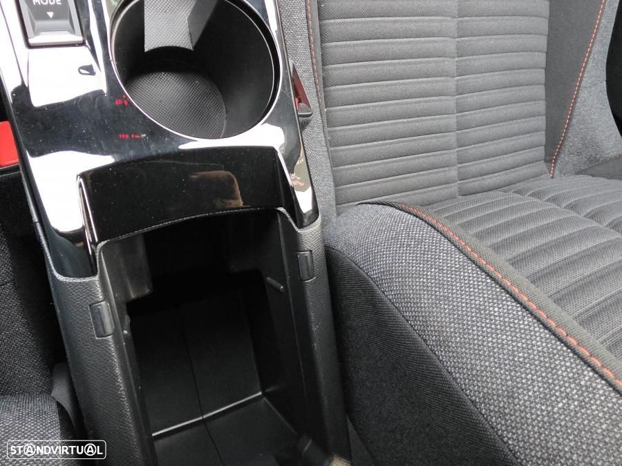 Peugeot e-2008 50 kWh Active Pack - 37