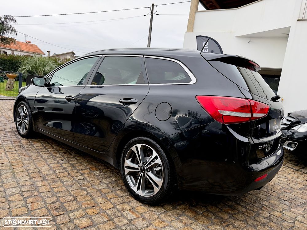 Kia Ceed SW 1.6 CRDi GT Line - 24