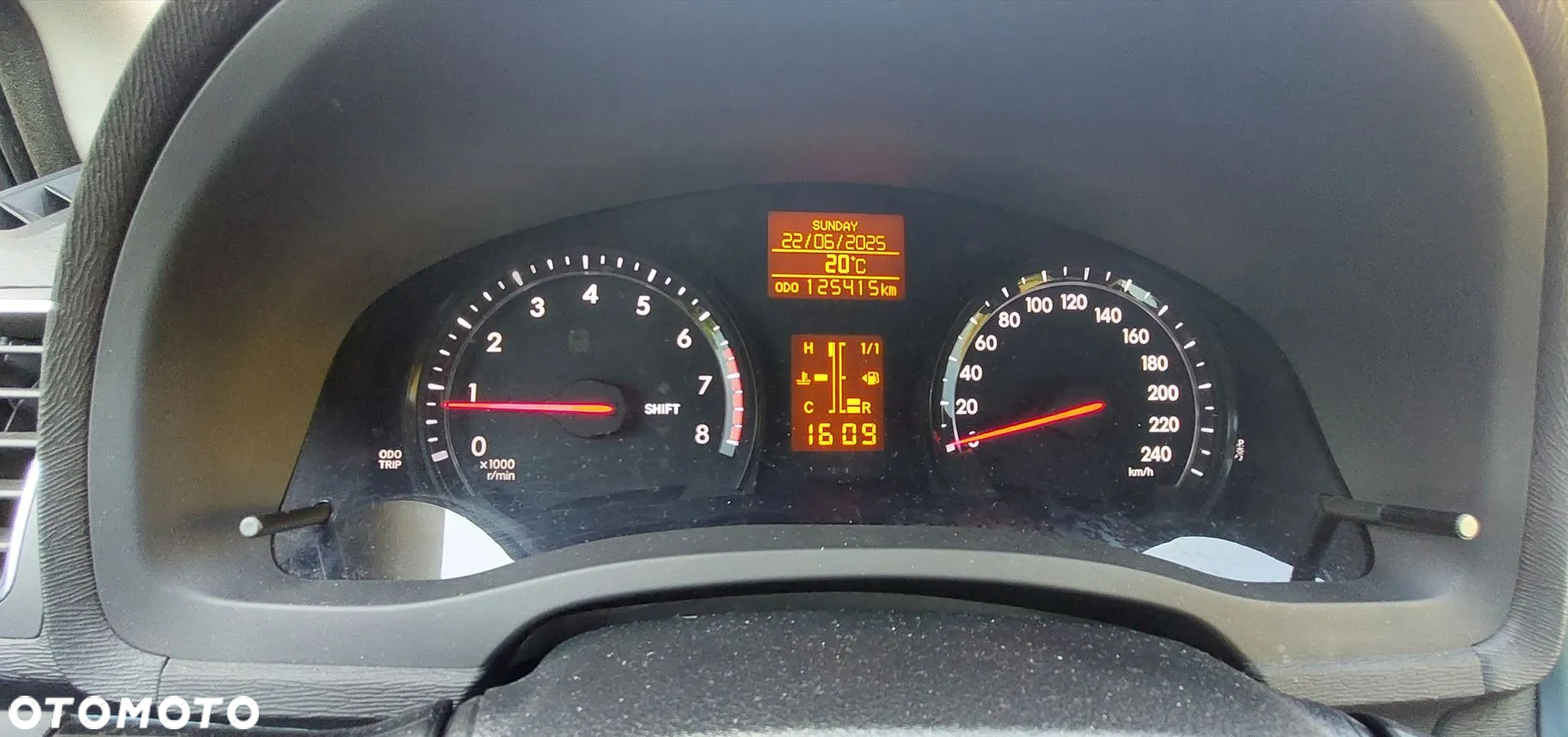 Toyota Avensis 1.8 Active - 7