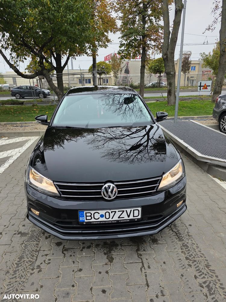 Volkswagen Jetta 1.2 TSI Comfortline - 16