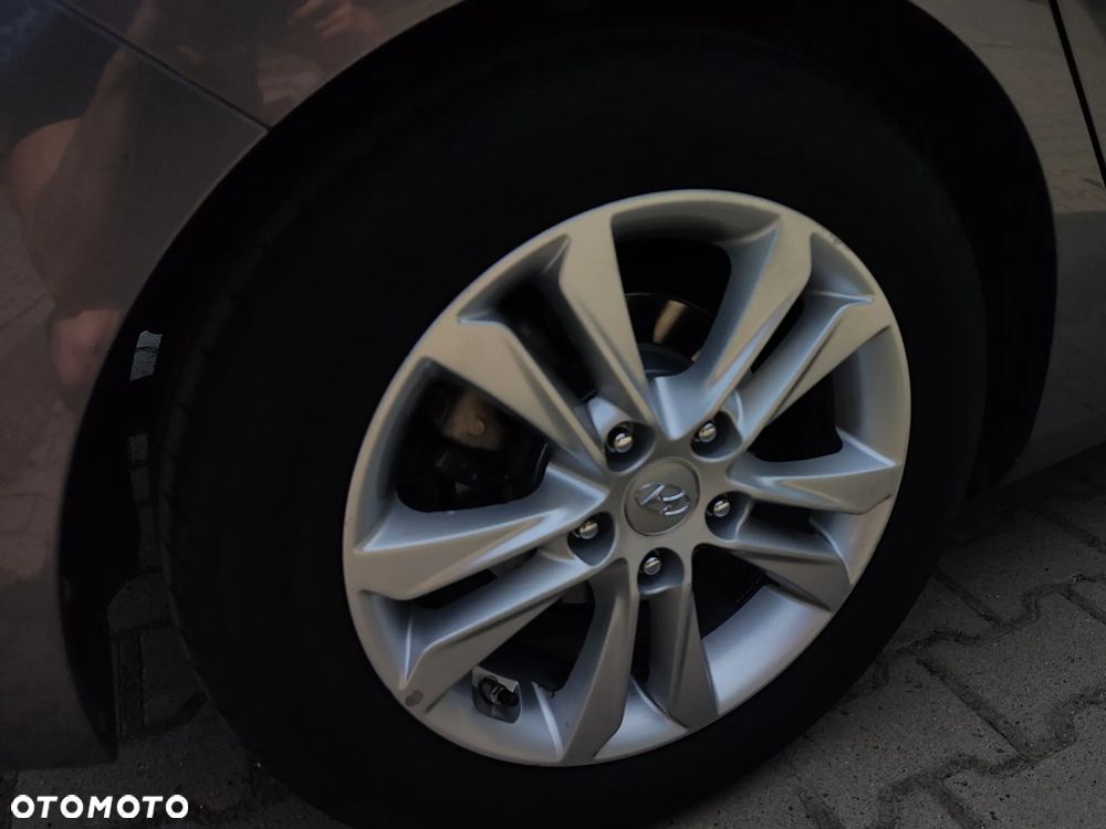 Hyundai i30 1.6 GDI BlueDrive Run - 18