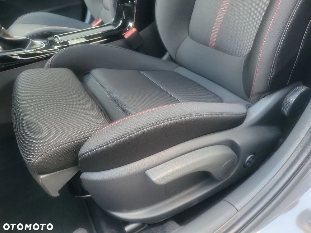 Hyundai i30 1.5 T-GDI 48V-Hybrid DCT N Line - 17