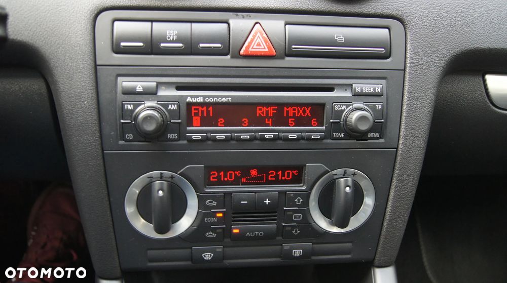 Audi A3 Sportback 2.0 TDI Ambition - 16