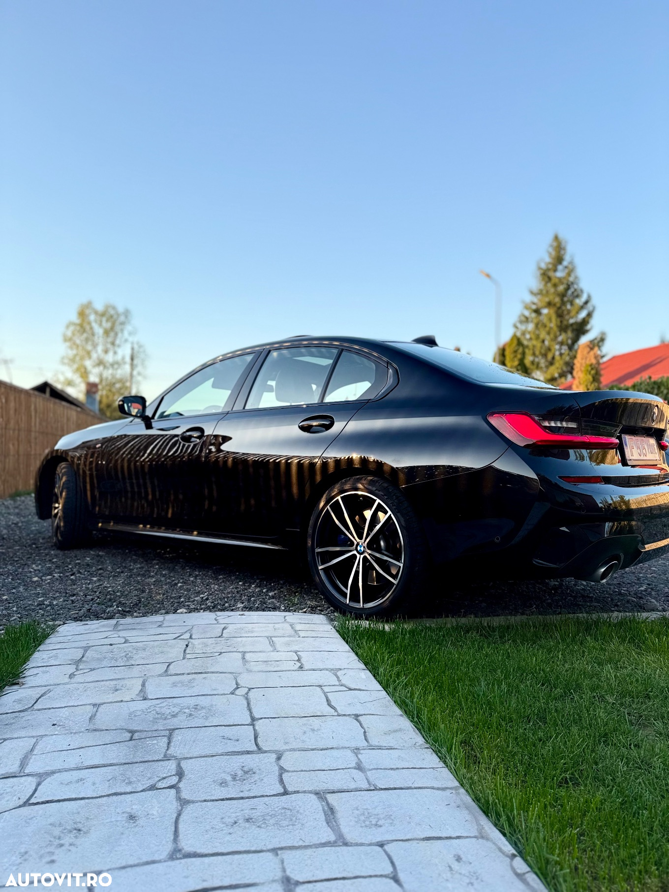 BMW Seria 3 330e Aut. M Sport - 10