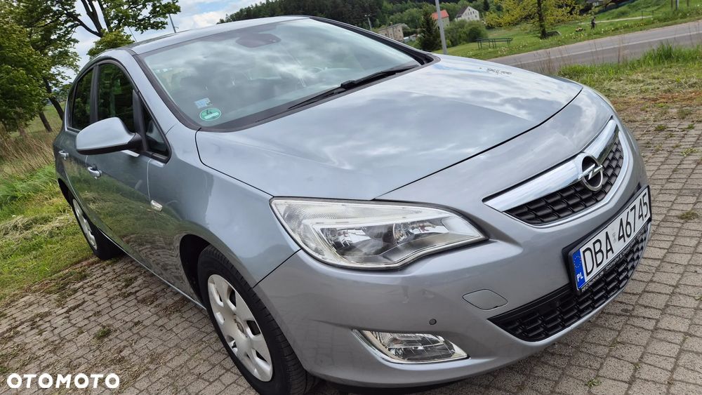 Opel Astra 1.4 Turbo Design Edition - 3