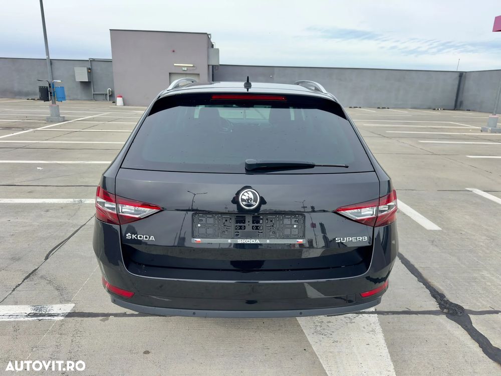 SKODA Superb 2019 — imagine 24