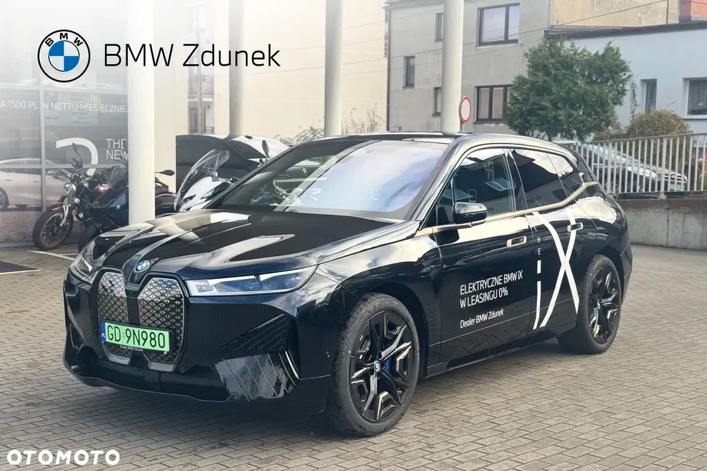 BMW iX - 1