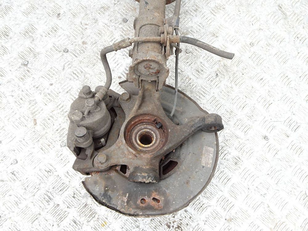 zwrotnica kolumna prawa toyota yaris iii 1.4 d4d - 5