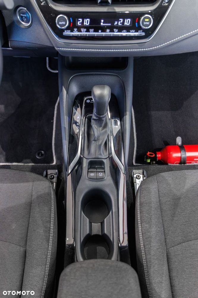 Toyota Corolla 1.8 Hybrid Comfort - 24