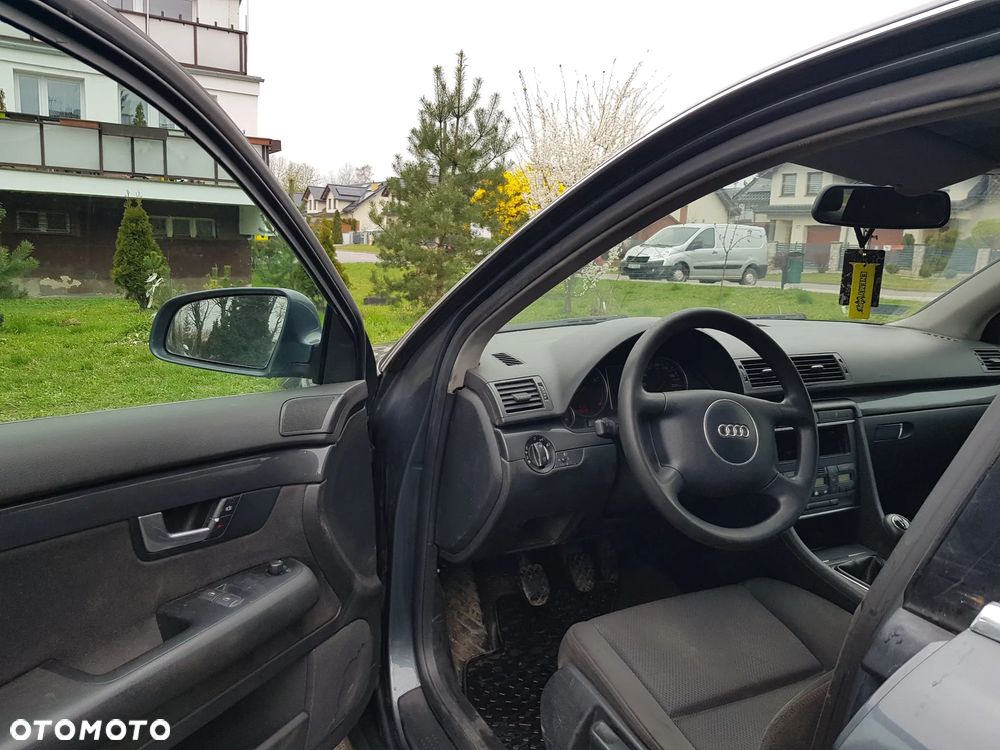 Audi A4 Avant - 5