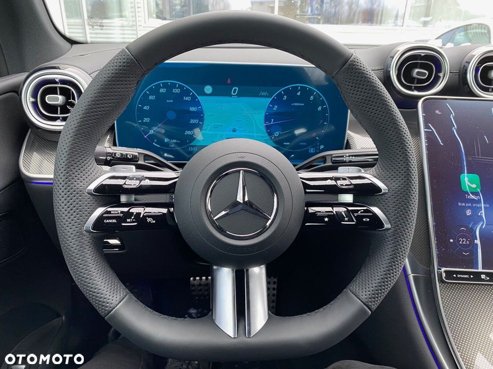 Mercedes-Benz GLC - 12