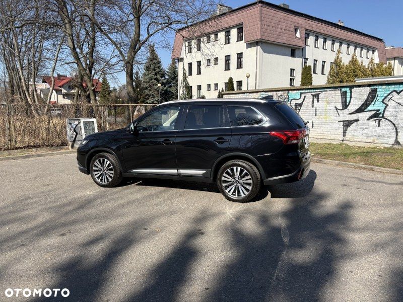Mitsubishi Outlander 2.0 Intense + SDA 4WD CVT - 8