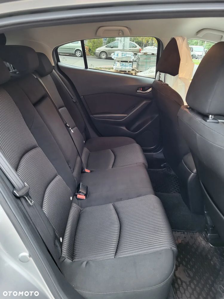 Mazda 3 - 7