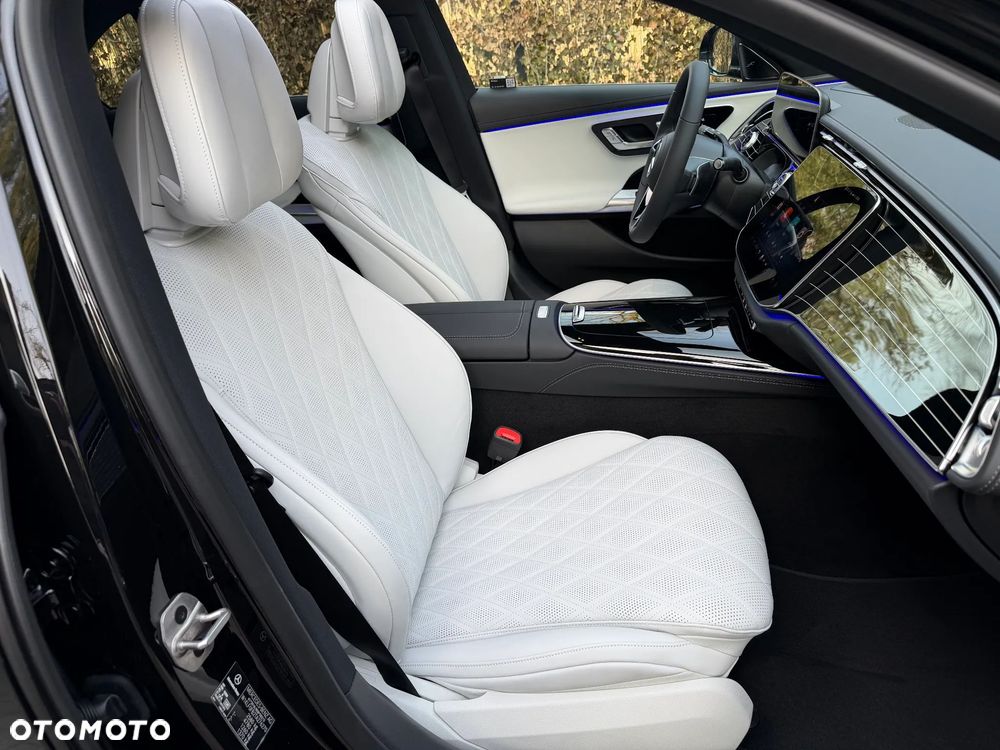 Mercedes-Benz Klasa E 220 d 4-Matic Exclusive - 21