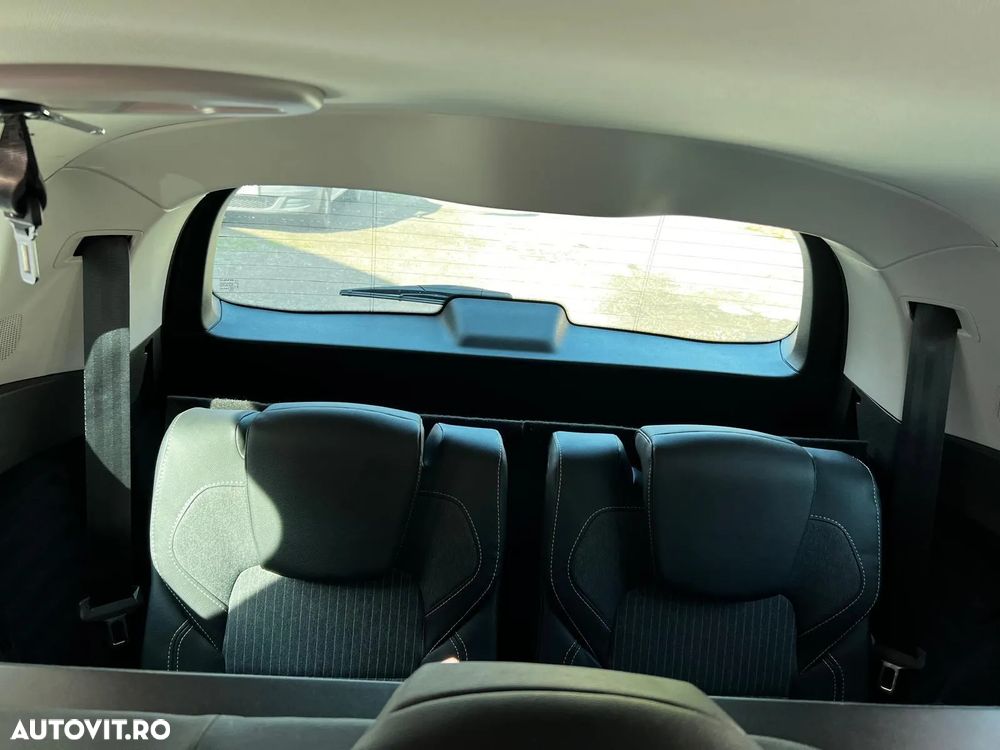 Renault Grand Scenic - 24