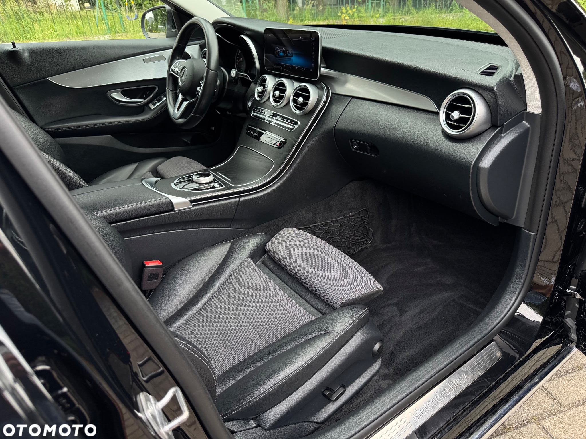 Mercedes-Benz Klasa C 220 d T 9G-TRONIC Avantgarde - 24