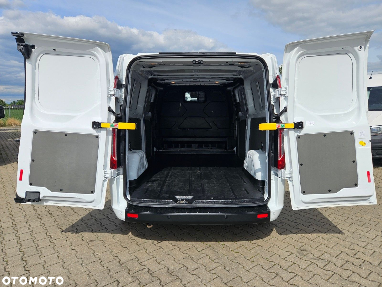 Ford Transit-Custom L2H1 *57900zł NETTO* 2,0 TdCi/170KM - 17