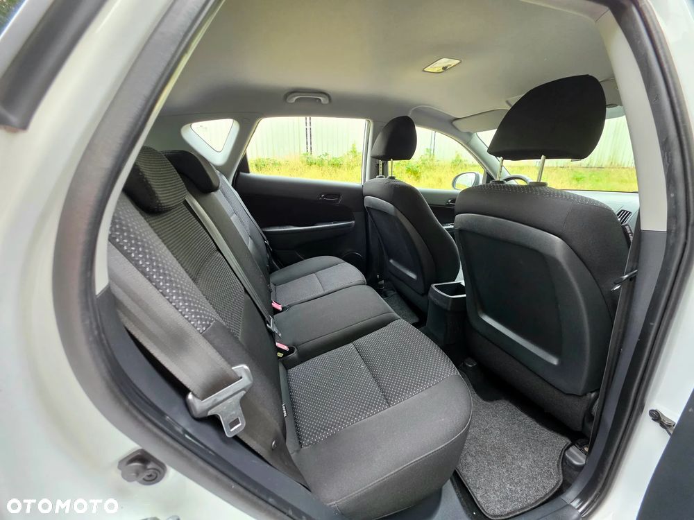 Hyundai i30 1.4 FIFA WM Edition - 8