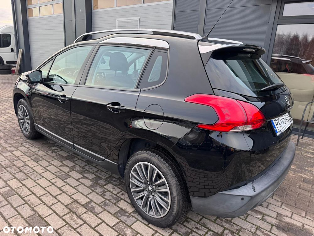 Peugeot 2008 1.6 e-HDi Allure S&S - 28