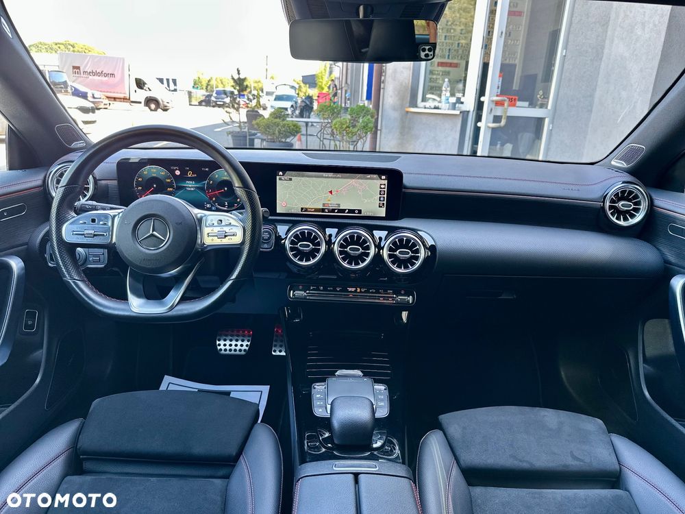 Mercedes-Benz CLA 250 4Matic Shooting Brake 7G-DCT AMG Line - 23