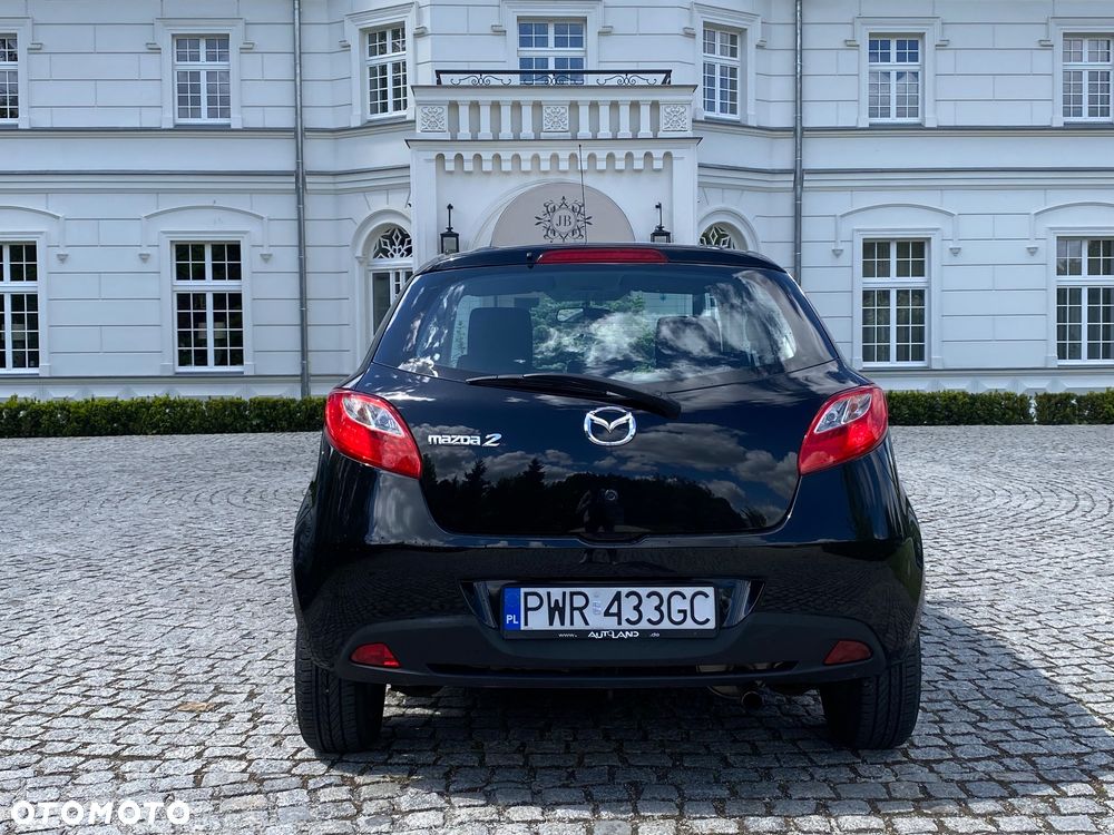 Mazda 2 - 4