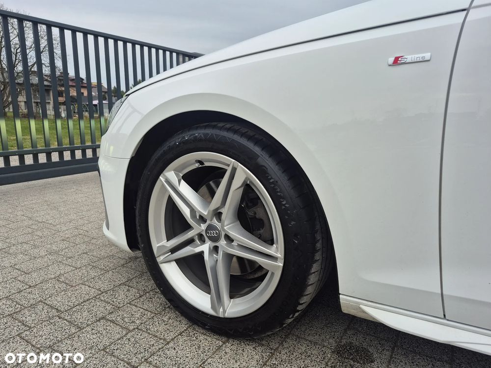 Audi A4 Avant 35 TFSI mHEV S Line S tronic - 5