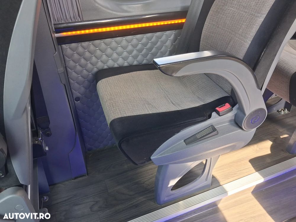 Mercedes-Benz Sprinter 516 CDI - 17