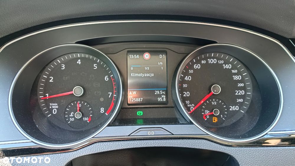 Volkswagen Passat 1.5 TSI EVO Business DSG - 24