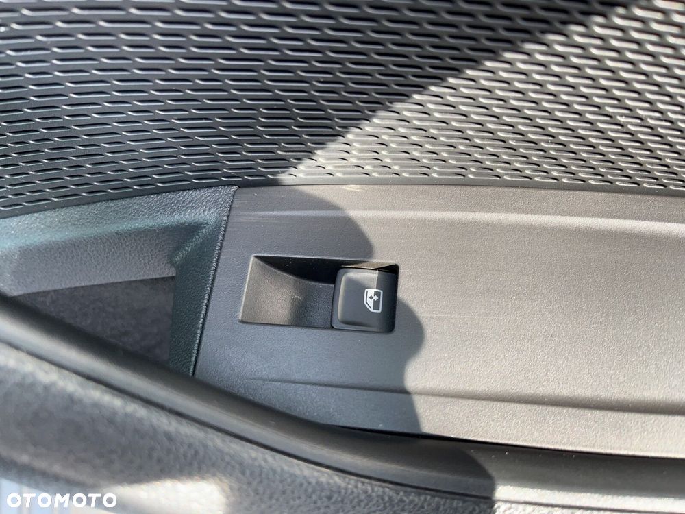 Skoda Octavia 2.0 TDI Sportline - 18