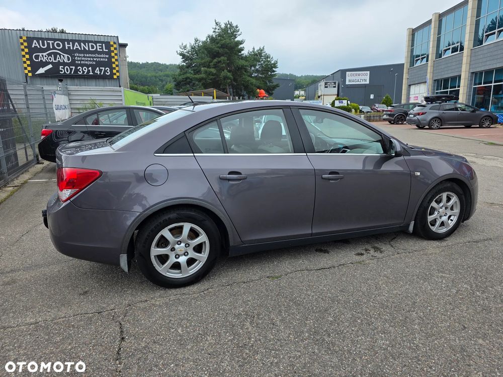 Chevrolet Cruze 2.0 VDCi LS - 24