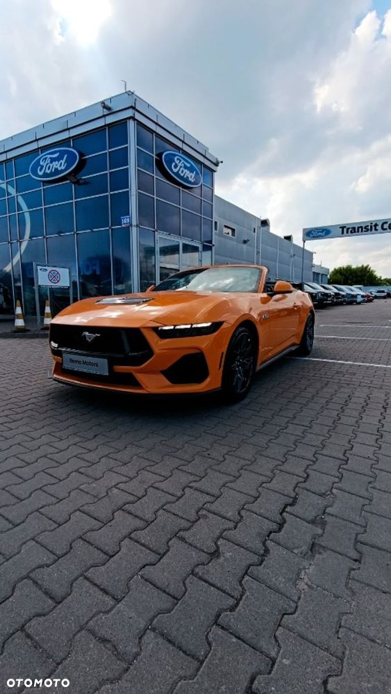 Ford Mustang - 3