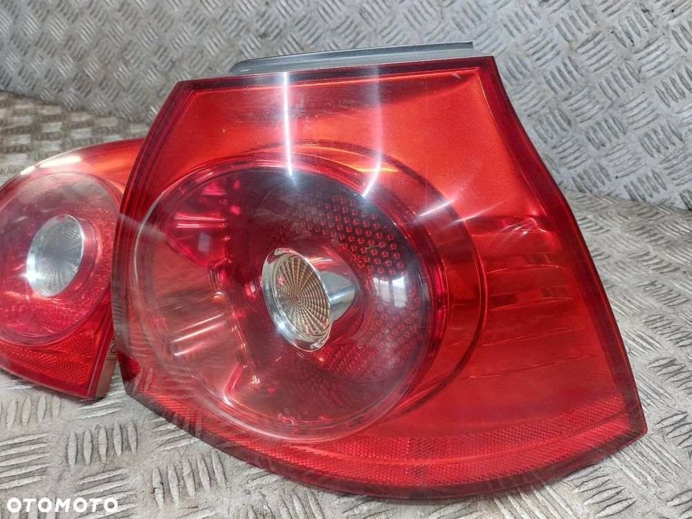 LAMPA PRAWY TYŁ VOLKSWAGEN GOLF V 5D 1K6945096AC 1K6945094G - 2