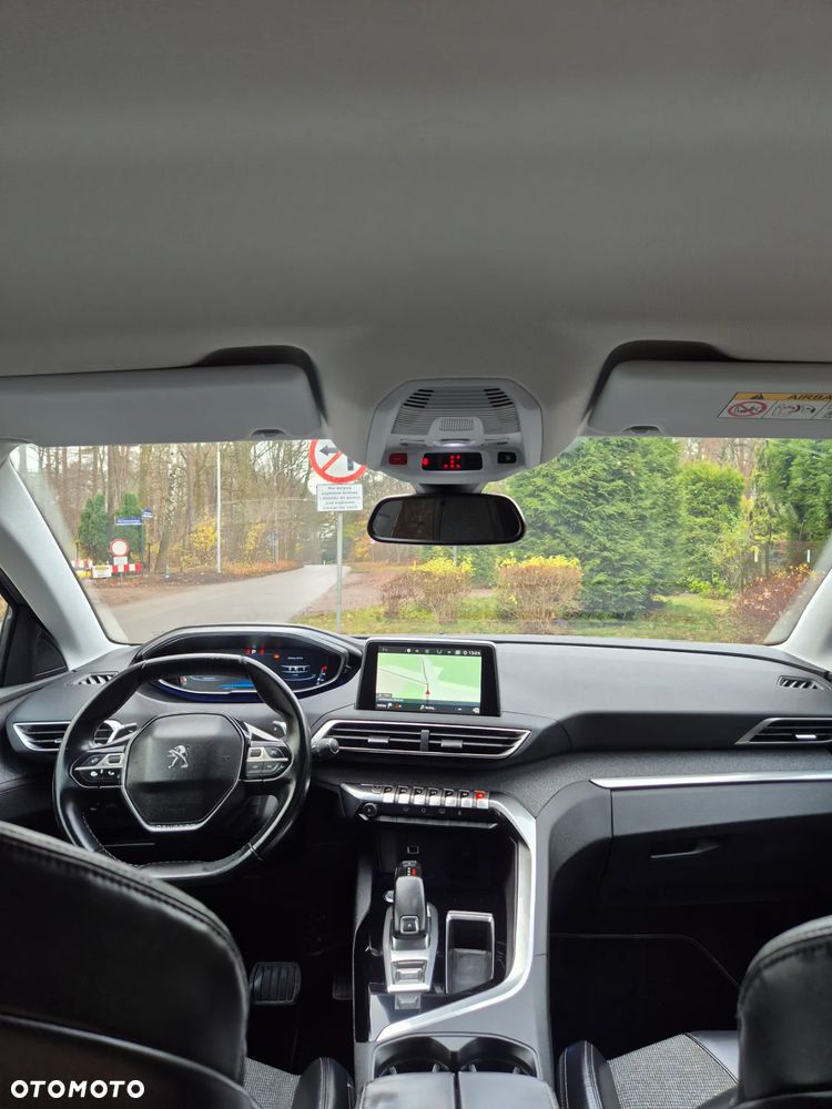 Peugeot 5008 1.6 BlueHDI Allure S&S EAT6 - 9