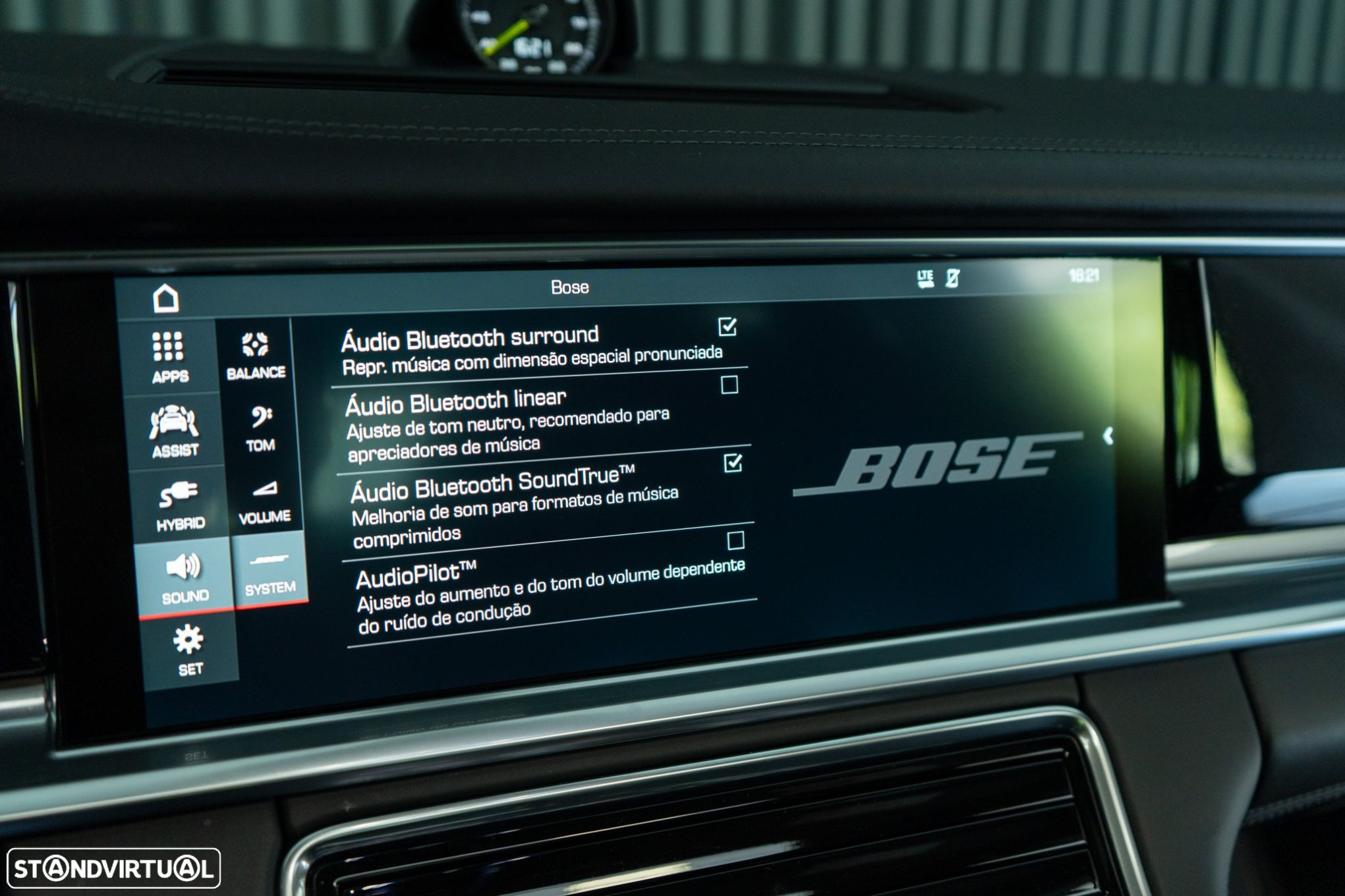 Porsche Panamera 4 E-Hybrid - 20