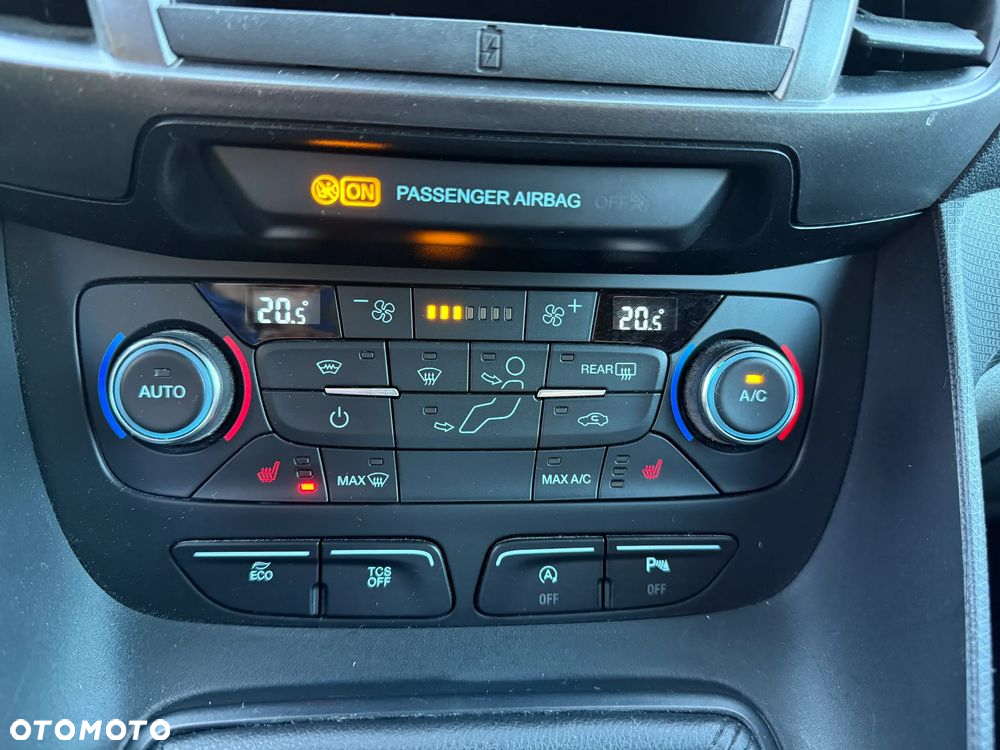 Ford Transit Connect - 31