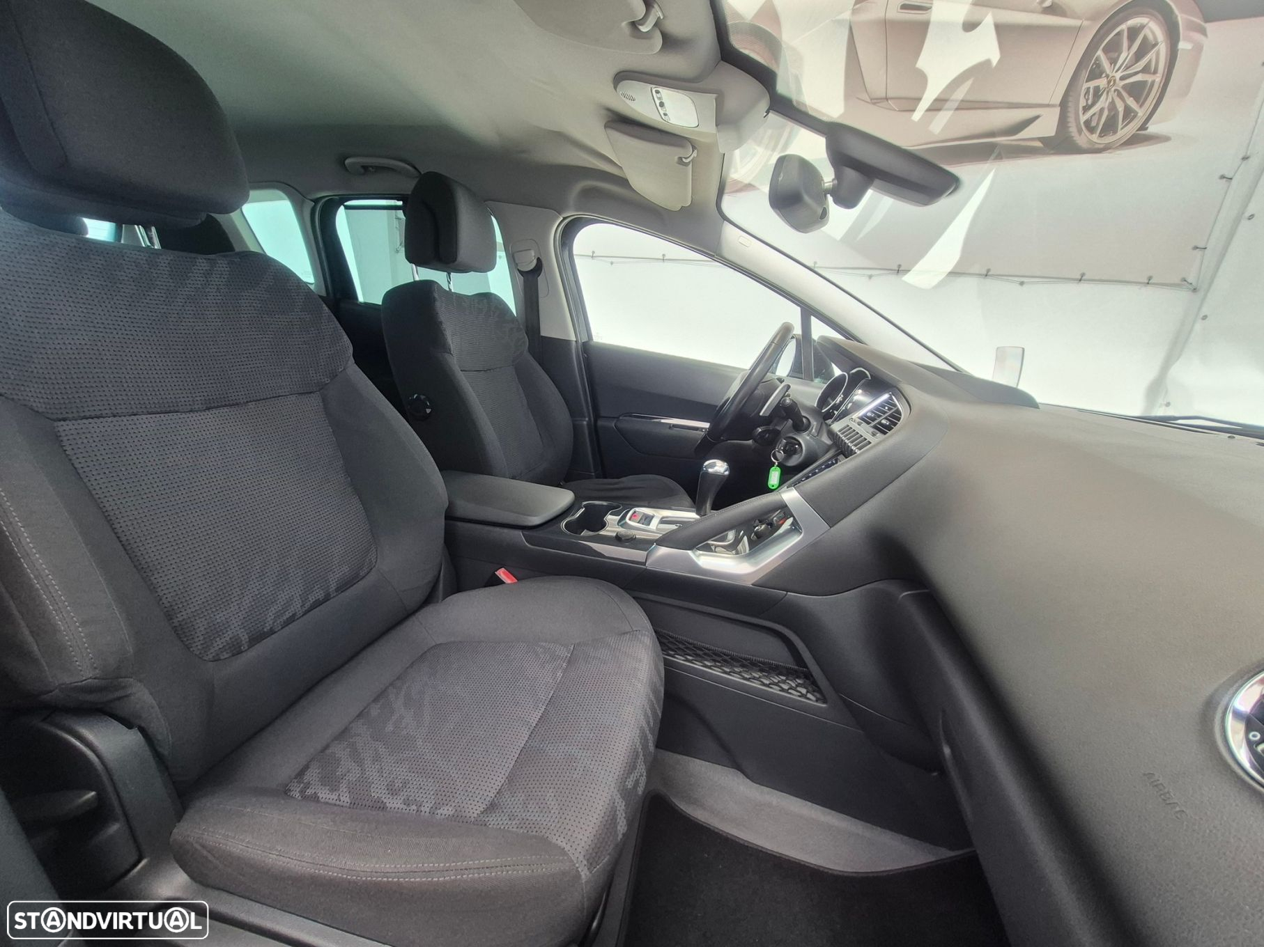 Peugeot 3008 1.6 e-HDi Active 2-Tronic - 23
