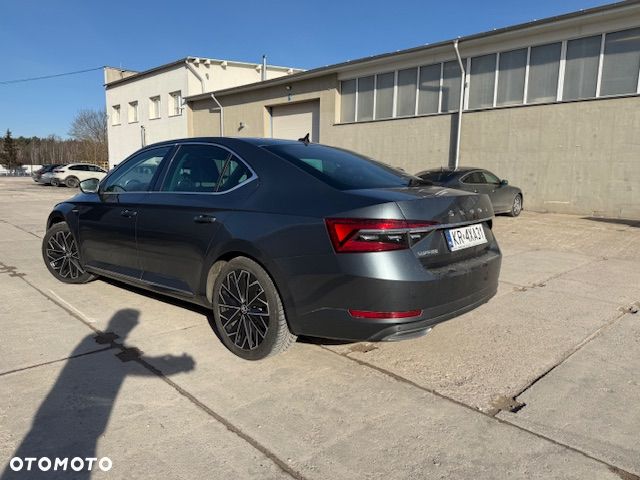 Skoda Superb 2.0 TDI SCR L&K DSG - 3