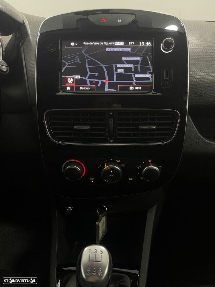 Renault Clio Sport Tourer 0.9 TCe Limited - 28