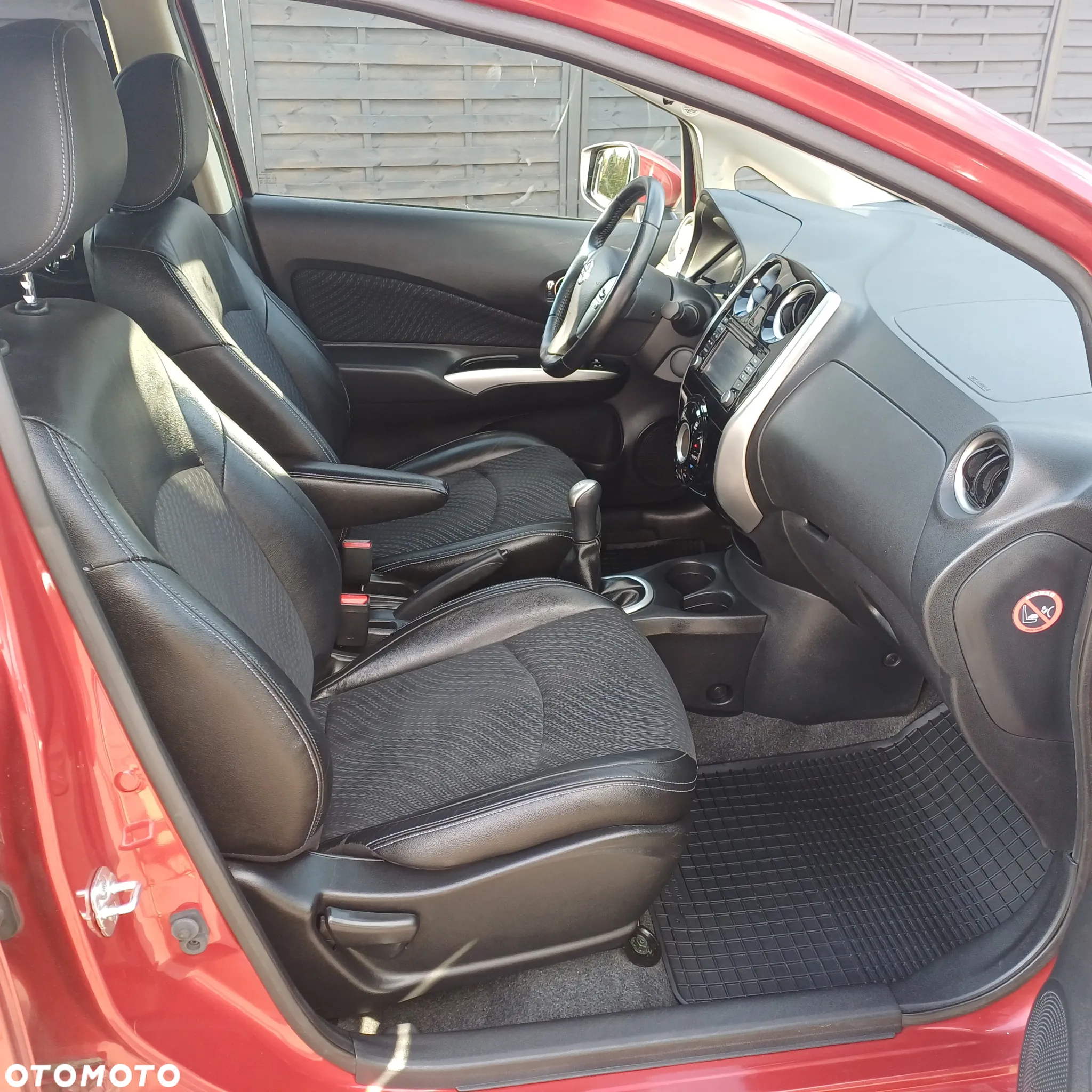 Nissan Note 1.2 DIG-S Tekna EU6 - 9